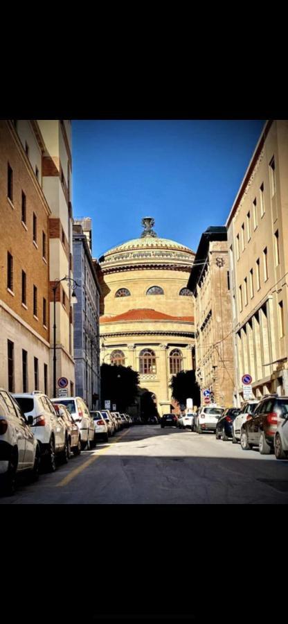 Apartament Un Raggio Di Sole Al Massimo Palermo Zewnętrze zdjęcie