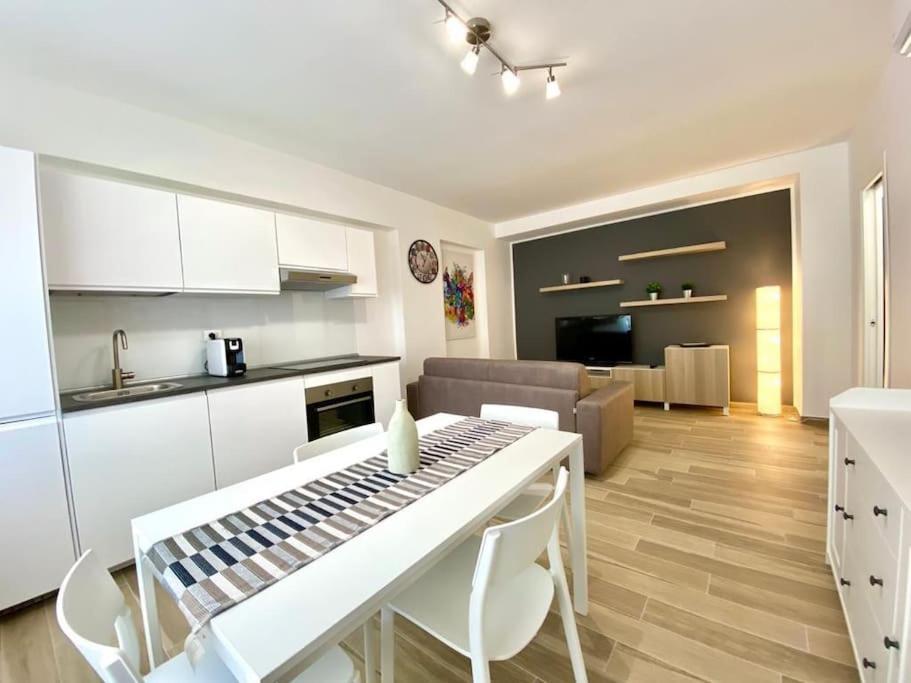Apartament Un Raggio Di Sole Al Massimo Palermo Zewnętrze zdjęcie
